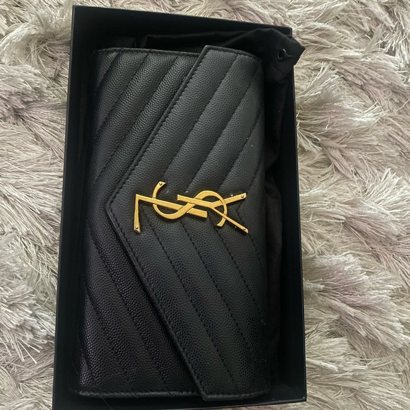 YSL Black Quilted Wallet with Gold Logo - Picture 1 of 6